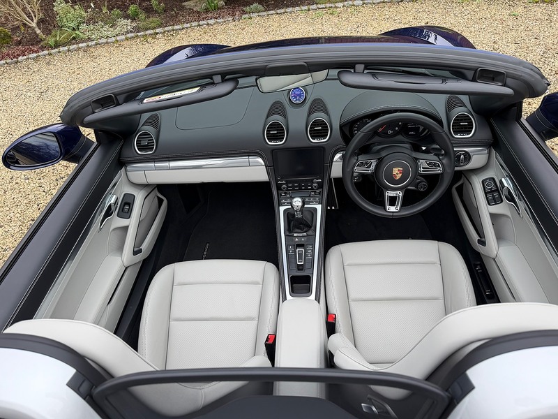 Porsche 718 Boxster GTS - U1836