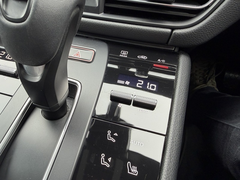Porsche Macan T V6 S - U1840