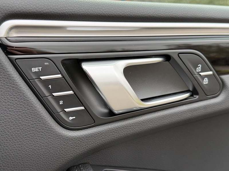 Porsche Macan T V6 S - U1840