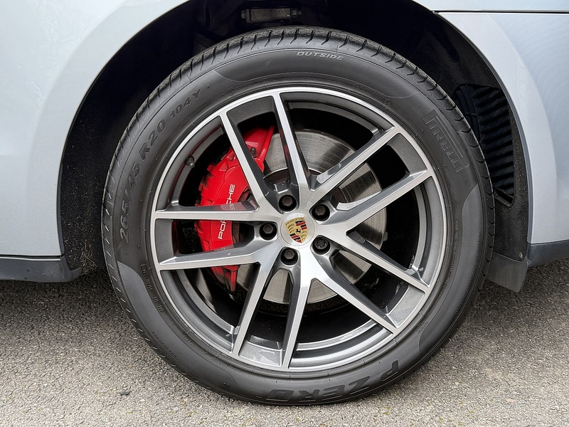 Porsche Macan T V6 S - U1840