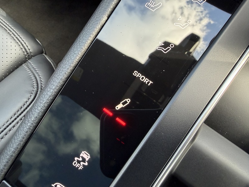 Porsche Macan T V6 S - U1841