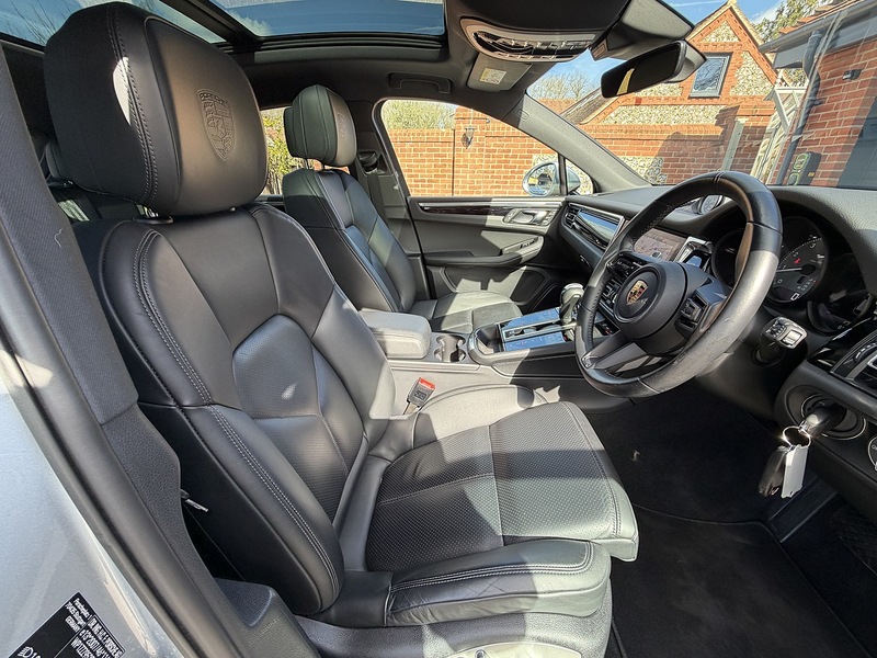 Porsche Macan T V6 S - U1841