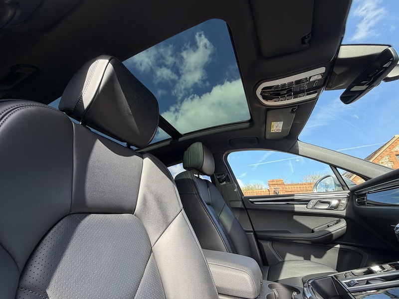 Porsche Macan T V6 S - U1841