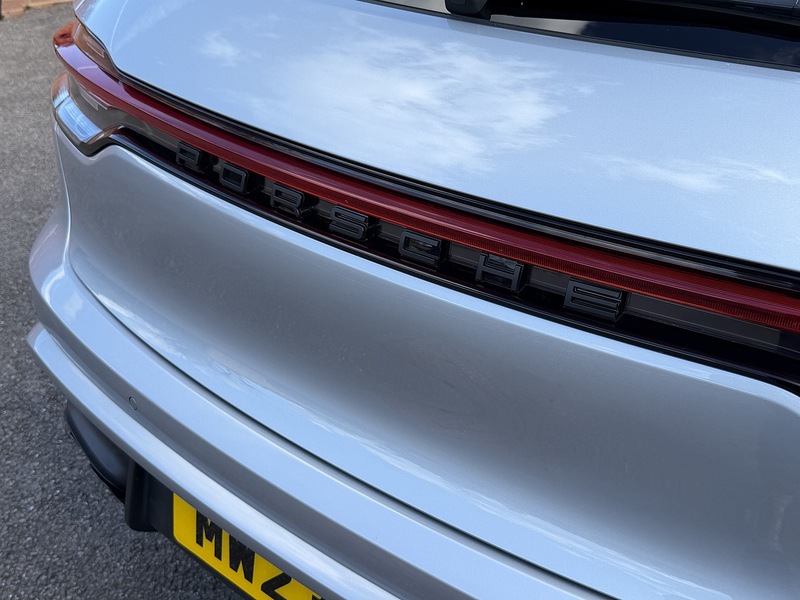 Porsche Macan T V6 S - U1841