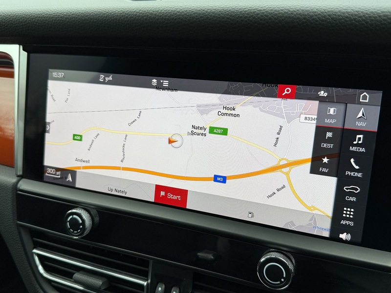 Porsche Macan T - U1842