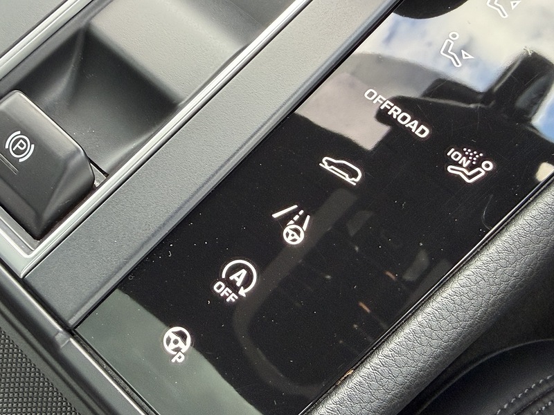 Porsche Macan T - U1842