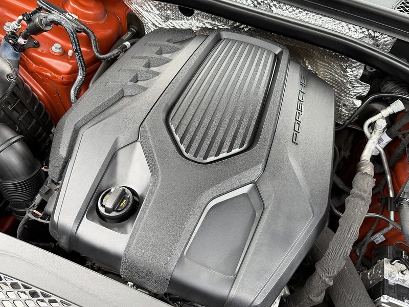 Porsche Macan T - U1842