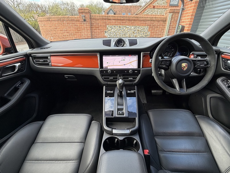 Porsche Macan T - U1842