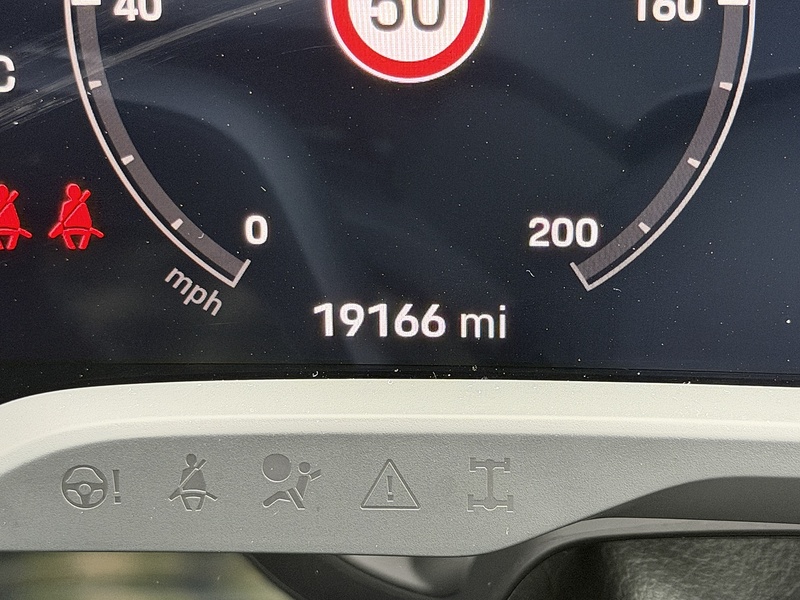 Porsche Taycan Performance Plus 4 - U1843
