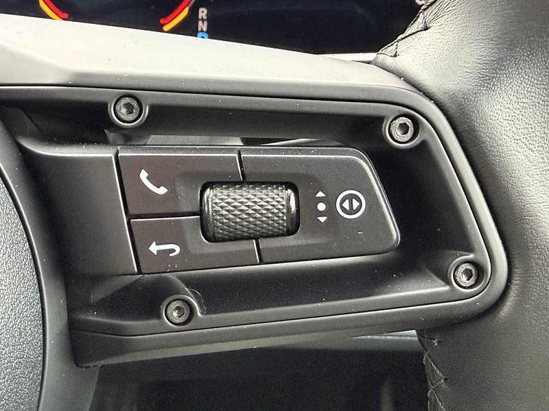 Porsche Taycan Performance Plus 4 - U1843