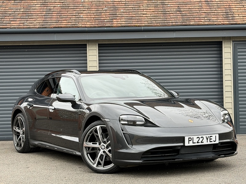 Porsche Taycan Performance Plus 4 - U1843