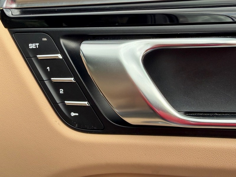 Porsche Macan T V6 S - U1845