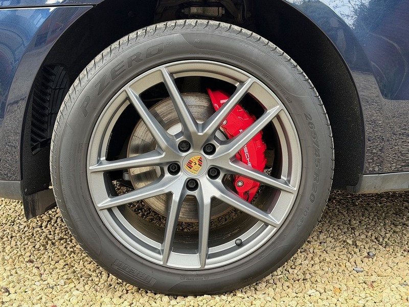 Porsche Macan T V6 S - U1847
