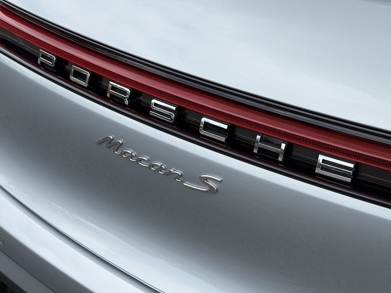 Porsche Macan T V6 S - U1848