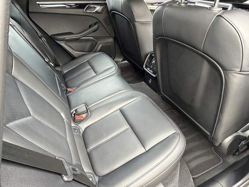 Porsche Macan T V6 S - U1848