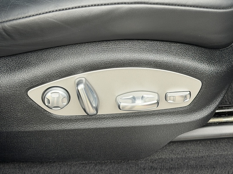 Porsche Macan T V6 S - U1848