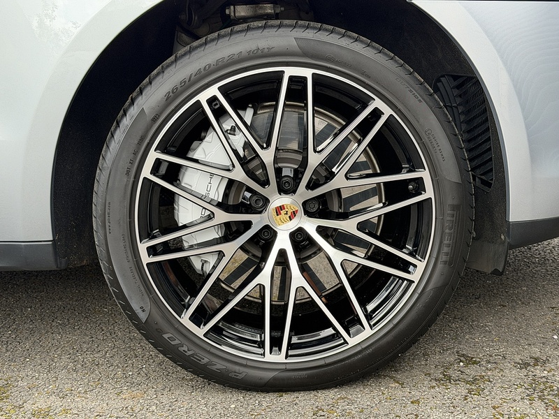 Porsche Macan T V6 S - U1848