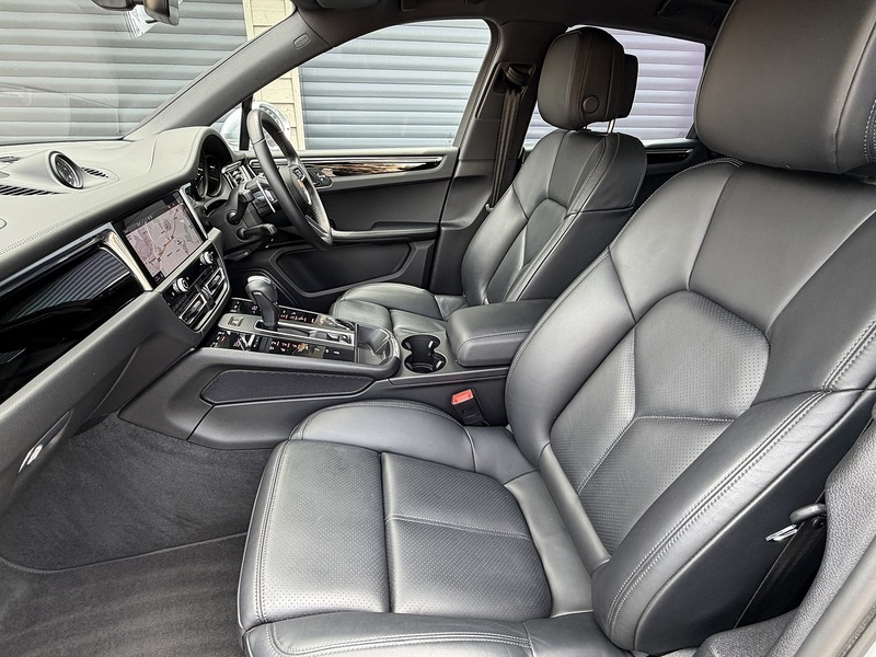 Porsche Macan T V6 S - U1848