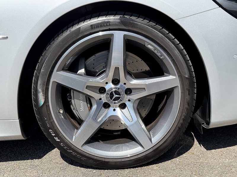 Mercedes-Benz SL SL400 V6 AMG Line - U1854