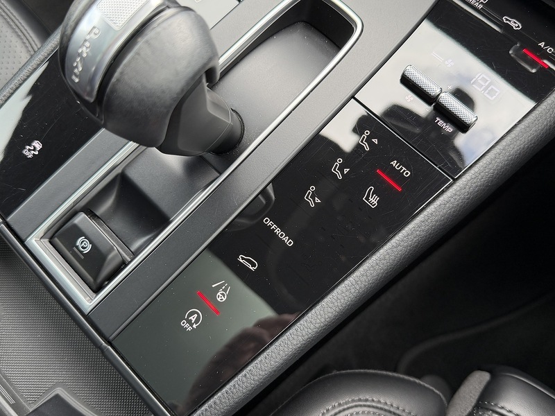 Porsche Macan T V6 S - U1855