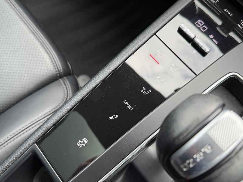Porsche Macan T V6 S - U1855