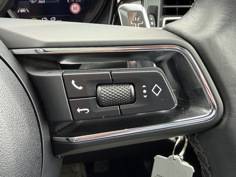Porsche Macan T V6 S - U1855
