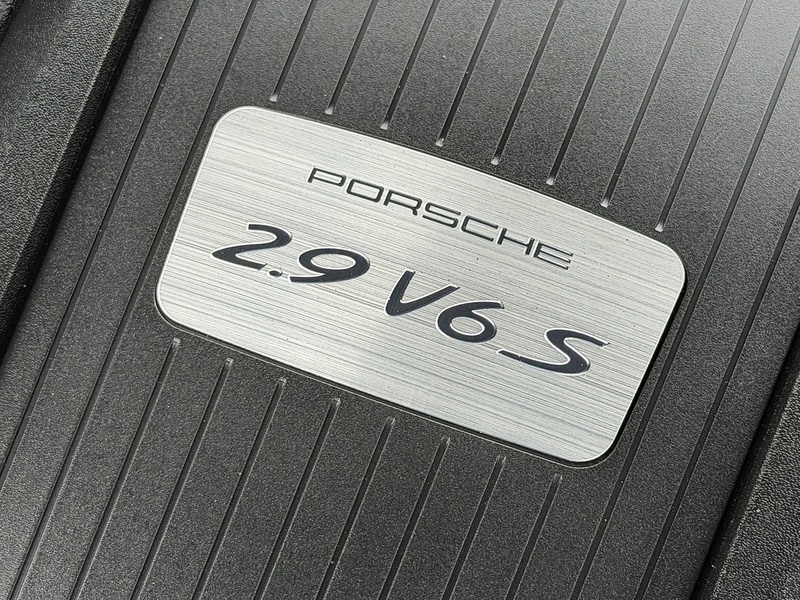 Porsche Macan T V6 S - U1855