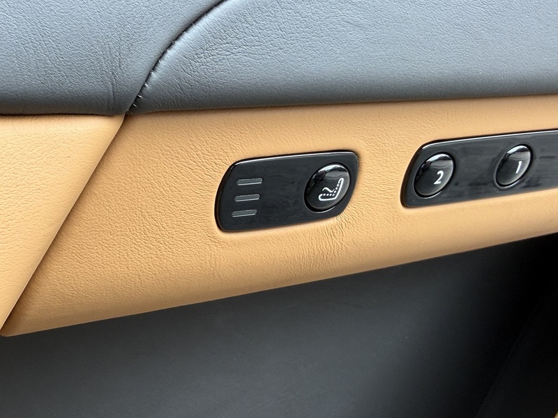 Rolls-Royce Ghost V12 - U1868