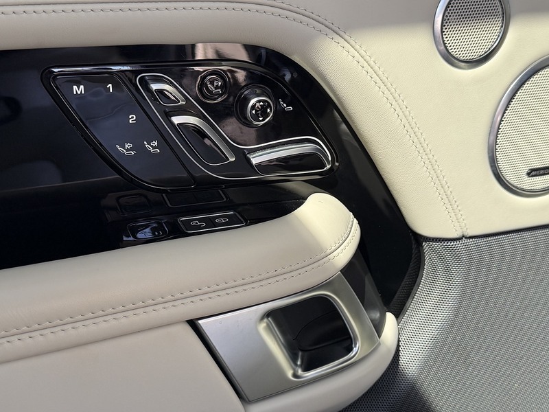 Land Rover Range Rover SD V8 Autobiography - U1882