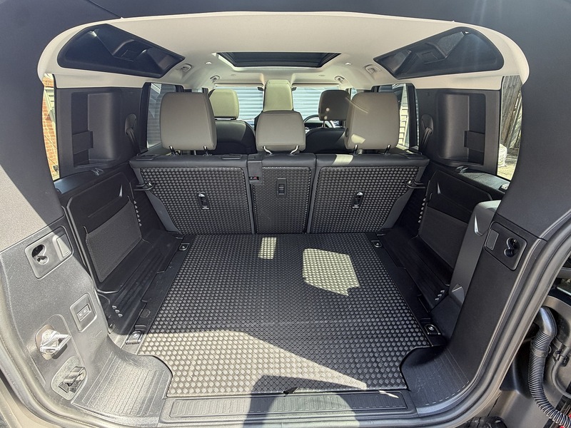 Land Rover Defender 110 D350 MHEV S - U1886