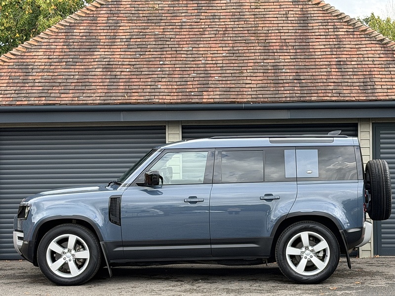 Land Rover Defender 110 D250 MHEV HSE - U1888