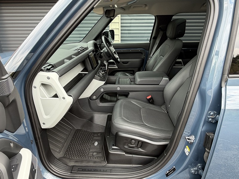 Land Rover Defender 110 D250 MHEV HSE - U1888