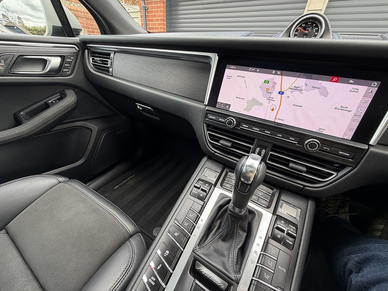 Porsche Macan T V6 GTS (375bhp) - U1889