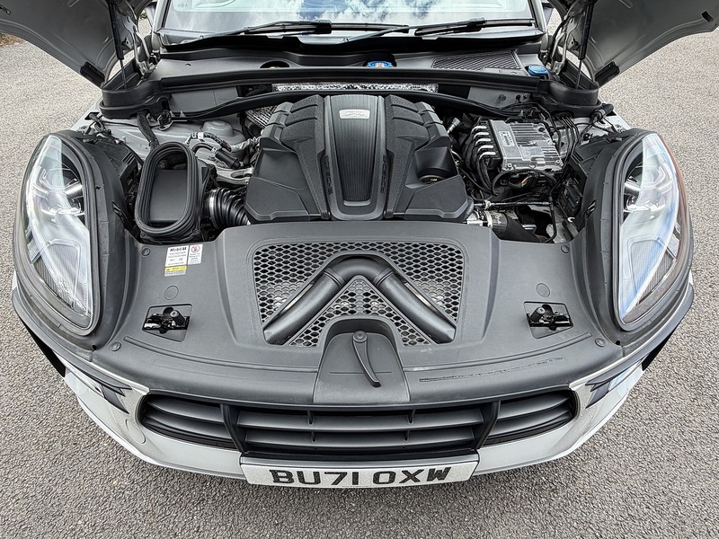 Porsche Macan T V6 GTS (375bhp) - U1889