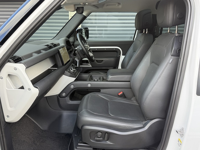 Land Rover Defender 90 D250 MHEV HSE (245bhp) - U1894
