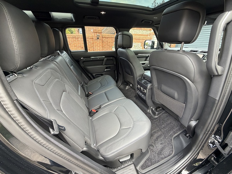 Land Rover Defender 110 D350 MHEV X-Dynamic HSE (345bhp) - U1895