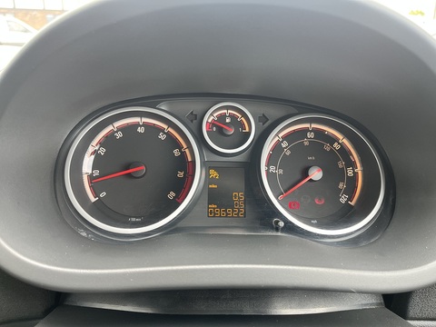 Vauxhall Corsa Sxi Ac Hatchback 1.4 Manual Petrol