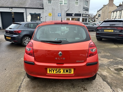 Clio Dynamique 16V Hatchback 1.4 Manual Petrol