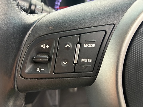 1.6 GDi 2 SUV 5dr Petrol Manual Euro 5 (138 bhp)