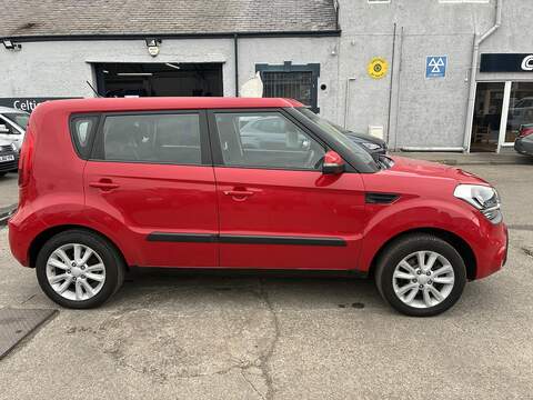 1.6 GDi 2 SUV 5dr Petrol Manual Euro 5 (138 bhp)