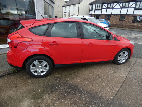 1.0T EcoBoost Edge Hatchback 5dr Petrol Manual Euro 5 (s/s) (100 ps)