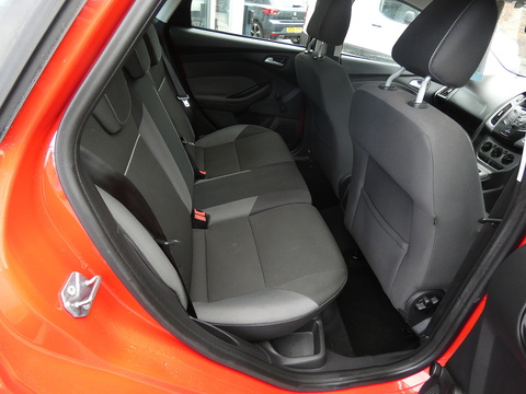 1.0T EcoBoost Edge Hatchback 5dr Petrol Manual Euro 5 (s/s) (100 ps)