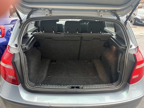 2.0 116i SE Hatchback 5dr Petrol Manual Euro 5 (122 ps)