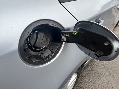 2.0 116i SE Hatchback 5dr Petrol Manual Euro 5 (122 ps)