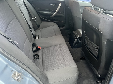 2.0 116i SE Hatchback 5dr Petrol Manual Euro 5 (122 ps)