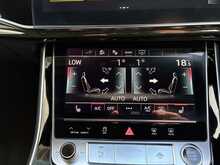 Audi Q8 TFSIe V6 Black Edition