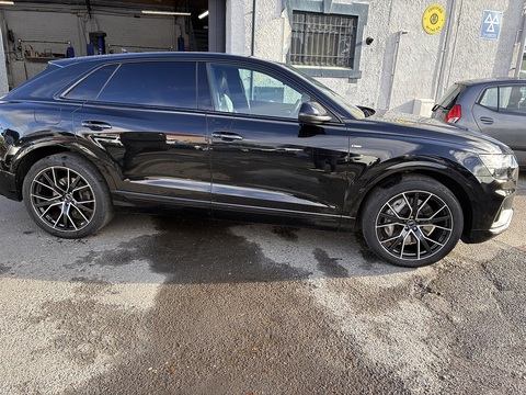 3.0 TFSIe V6 55 Black Edition SUV 5dr Petrol Plug-in Hybrid Tiptronic quattro Euro 6 (s/s) 17.9kWh (381 ps)