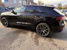 Audi Q8 TFSIe V6 Black Edition