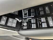 Land Rover Range Rover Velar SD6 V6 R-Dynamic HSE