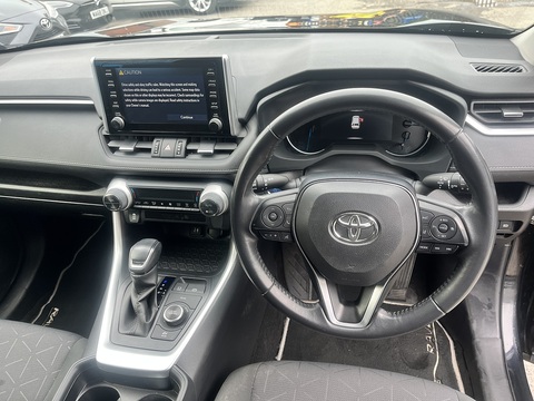 VVT-h Design SUV 2.5 Automatic Petrol Hybrid